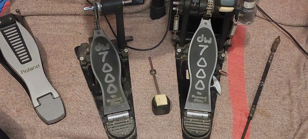 pedal 2.jpgdd641f96-b818-4692-9d78-c9ea2c32b76f.jpg