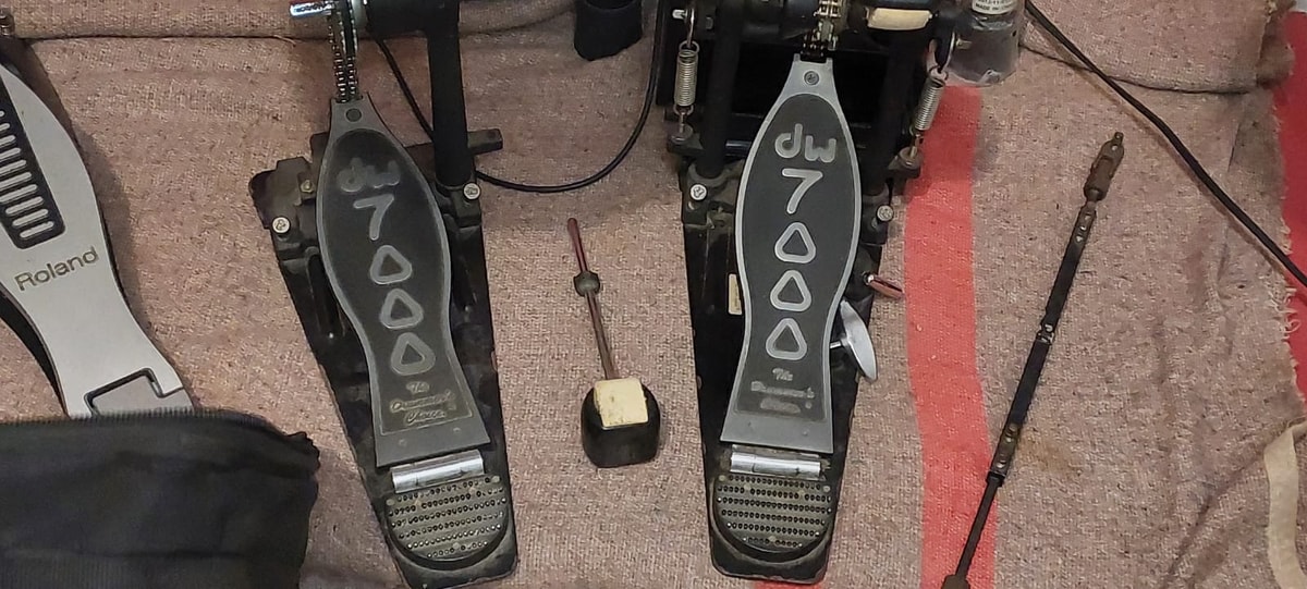 pedal 3.jpg3bf977f5-e961-40d4-96b6-6bb5472c3cd4.jpg