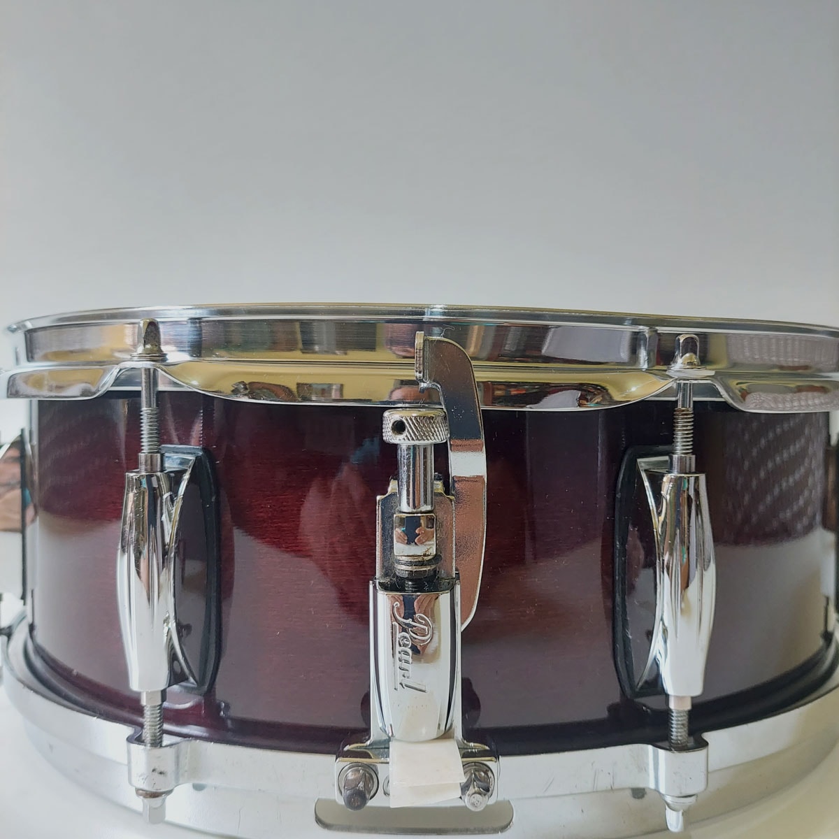 Caixa-Gretsch-Renown-Maple-2.jpg58b14564-68ae-40d3-be76-29a2340d0083.jpg