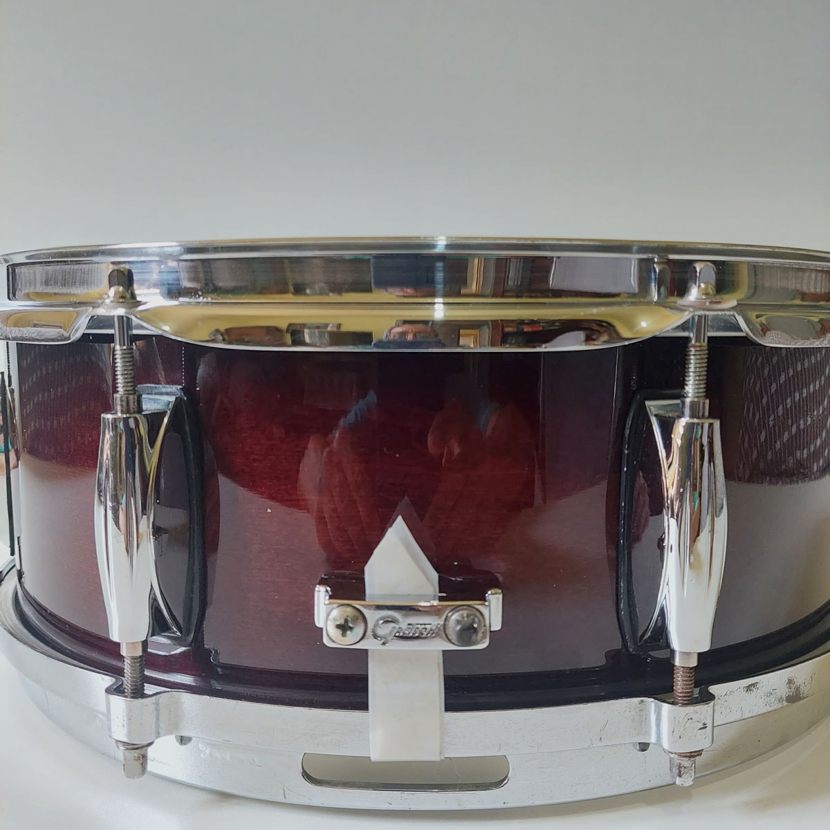 Caixa-Gretsch-Renown-Maple-3.jpgb8be9b44-6d35-4e24-8c3f-6d318b604951.jpg